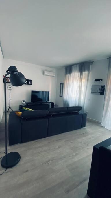 Sun Street Apartment เวโรนา ภายนอก รูปภาพ